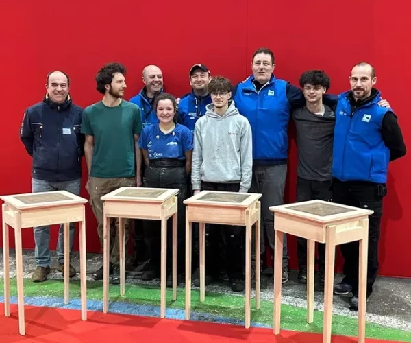 DIVERS- jks-travail-du-bois-sur-mesure-ebeniste-equipe-concours.jpg